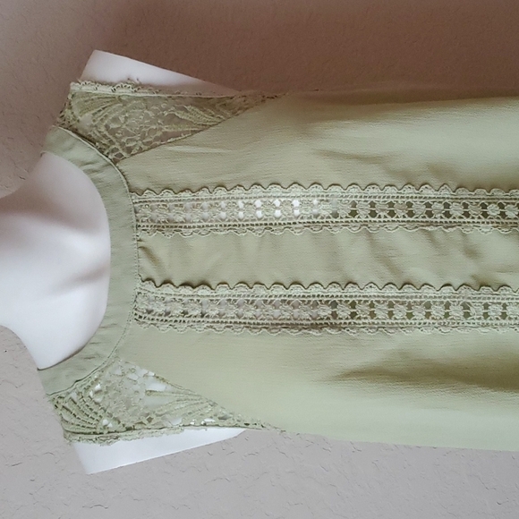 Anthropologie [E (hanger) M] size S light green sleeveless blouse 🌛 - Picture 7 of 13